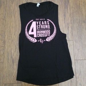 Crossfit muscle tank